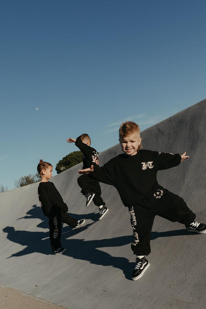 Give Em’ Hell Kids / Baby Sweat Set